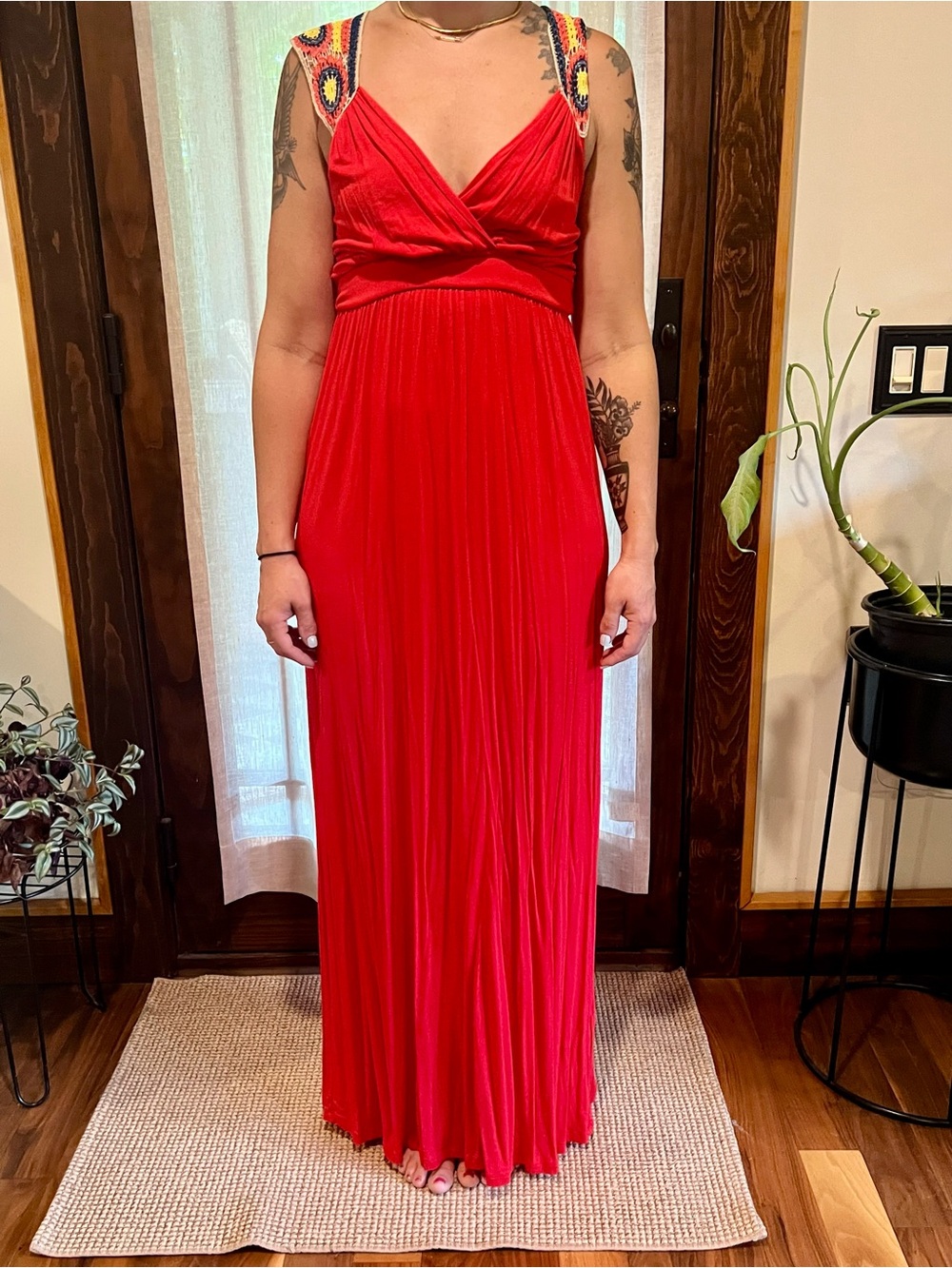 Gilli Red Sleeveless V-Neck Maxi Dress with Embellished Shoulders